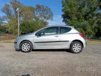 Gebraucht Peugeot 207 88 PS (64 kW) 2008 Grau Kleinwagen