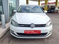 Usata VW Golf VII 110 CV (80 kW) 2017 Bianco pastello Berlina