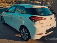 Usata Hyundai i20 84 CV (61 kW) 2014 Grigio Berlina