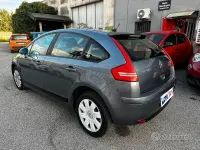 Usata Citroën C4 Elegance 109 CV (80 kW) 2005 Blu Berlina