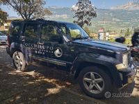 Usata Jeep Cherokee 177 CV (130 kW) 2009 Blu SUV
