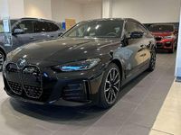Usata BMW i4 350 kW (476 CV) 2024 Black sapphire metallizzato Berlina