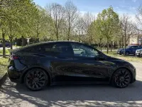 Usata Tesla Model Y Performance 155 kW (211 CV) 2024 SUV