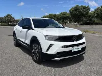 Usata Opel Mokka Edition 131 CV (96 kW) 2022 Bianco SUV
