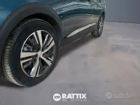 Usata Peugeot 3008 Allure 224 CV (164 kW) 2022 Blue celebes SUV