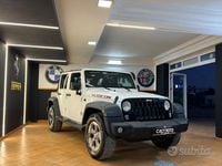 Usata Jeep Wrangler Unlimited Rubicon 200 CV (147 kW) 2018 Bianco SUV