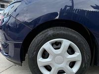 Usata Dacia Sandero Ambiance 75 CV (55 kW) 2014 Blu Berlina