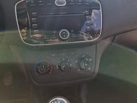 Usata Fiat Punto 80 CV (58 kW) 2012 Bianco Utilitaria