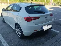 Usata Alfa Romeo Giulietta Distinctive 140 CV (102 kW) 2012 Utilitaria