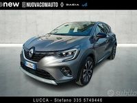 Usata Renault Captur Techno 160 CV (117 kW) 2023 Grigio SUV