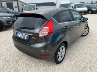 Usata Ford Fiesta Titanium 100 CV (73 kW) 2016 Grigio Utilitaria