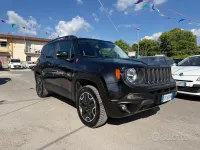 Gebraucht Jeep Renegade Trailhawk 170 PS (125 kW) 2016 Schwarz SUV