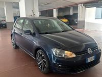 Usata VW Golf VII Highline 110 CV (80 kW) 2015 Blu Berlina