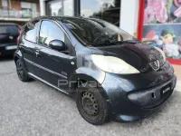 Käytetty Peugeot 107 68 HP (50 kW) 2006 Harmaa Viistoperä
