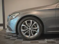 Usata Mercedes C200 136 CV (100 kW) 2016 Grigio Berlina