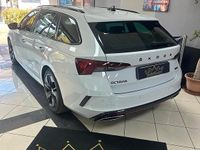 Usata Skoda Octavia RS 200 CV (147 kW) 2023 Bianco Station wagon