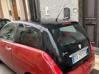 Usata Lancia Ypsilon 60 CV (44 kW) 2005 Rosso Utilitaria