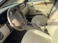 Usata Jaguar X-type 196 CV (144 kW) 2005 Grigio Berlina