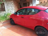 Usata Lancia Ypsilon 69 CV (50 kW) 2018 Rosso Utilitaria