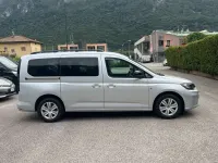 Usata VW Caddy Maxi 122 CV (89 kW) 2022 Argento reflex metallizzato Monovolume