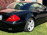 Usata Mercedes SL500 306 CV (225 kW) 2004 Nero Cabrio
