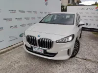 Usata BMW 218 Active Tourer Luxury Line 150 CV (110 kW) 2023 Bianco Monovolume