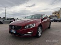 Usata Volvo V60 Summum 150 CV (110 kW) 2016 Marrone Station wagon