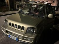 Usata Suzuki Jimny 90 CV (66 kW) 2011 Verde SUV