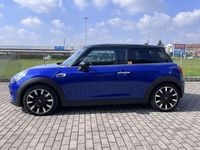 Usata Mini Cooper D Hype 116 CV (85 kW) 2019 Blu/azzurro Utilitaria