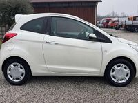 Usata Ford Ka Titanium 69 CV (50 kW) 2011 Bianco Berlina
