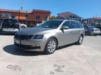 Usata Skoda Octavia Style 116 CV (85 kW) 2018 Champagne met. Station wagon