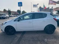 Usata Opel Corsa 69 CV (50 kW) 2018 Bianco perlato metallizzato Utilitaria