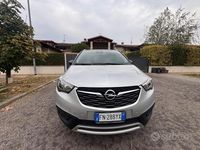 Usata Opel Crossland X 102 CV (75 kW) 2018 Grigio SUV