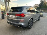 Usata BMW X5 M Sport 352 CV (258 kW) 2024 Argento SUV
