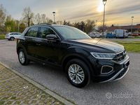 Usata VW T-Roc Life 150 CV (110 kW) 2024 Nero SUV