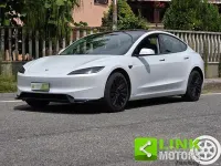 Usata Tesla Model 3 Standard Range 88 kW (120 CV) 2024 Bianco Berlina