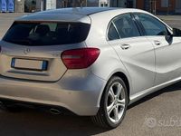 Usata Mercedes A180 109 CV (80 kW) 2013 Grigio Berlina