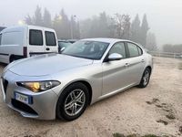 Usata Alfa Romeo Giulia Business Launch Edition 150 CV (110 kW) 2018 Grigio Berlina