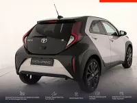 Usata Toyota Aygo X Edition 72 CV (52 kW) 2025 Argento SUV