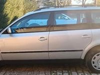 Usata VW Passat 125 CV (91 kW) 2000 Grigio Station wagon