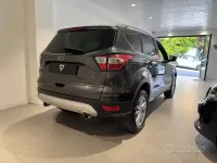 Usata Ford Kuga S 120 CV (88 kW) 2018 Grigio SUV