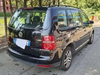 Usata VW Touran Highline 105 CV (77 kW) 2007 Nero Monovolume