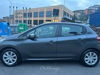 Usata Peugeot 208 Active 68 CV (50 kW) 2015 Grigio Utilitaria