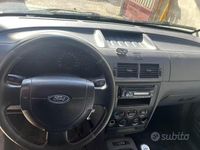 Begagnad Ford Transit Connect 90 HK (66 kW) 2008 Blå Minibuss