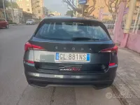 Usata Skoda Kamiq Active 95 CV (69 kW) 2022 Grigio SUV