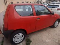 Usata Fiat 600 54 CV (39 kW) 2007 Rosso Utilitaria