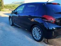 Usata Peugeot 208 Allure 82 CV (60 kW) 2017 Utilitaria
