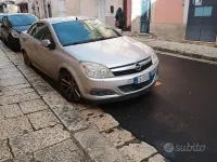 Usata Opel Astra 115 CV (84 kW) 2007 Grigio Cabrio