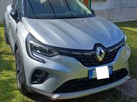 Usata Renault Captur Techno 101 CV (74 kW) 2024 Grigio SUV