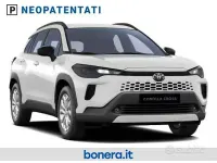 Nuova Toyota Corolla Cross 140 CV (102 kW) 2026 Super white SUV
